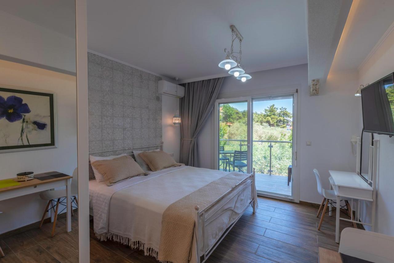 Olive Garden Villas Chrisi Ammoudia Exteriör bild