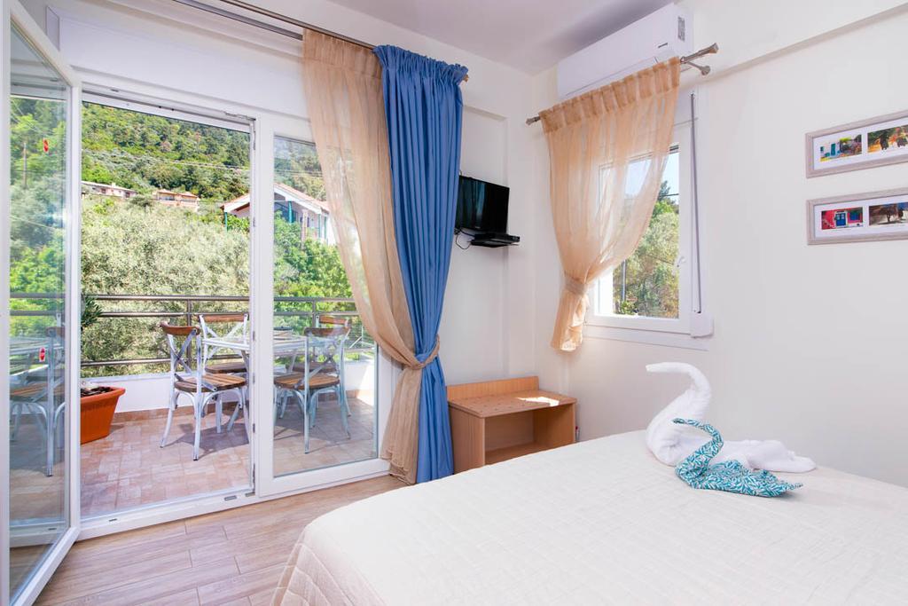 Olive Garden Villas Chrisi Ammoudia Exteriör bild