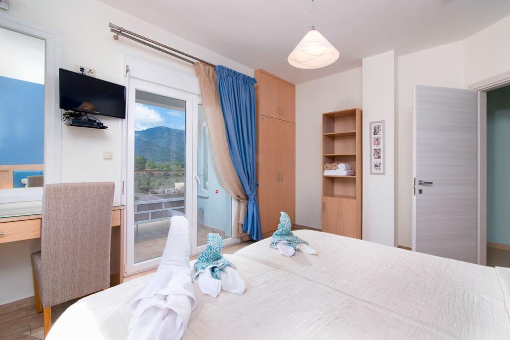 Olive Garden Villas Chrisi Ammoudia Exteriör bild